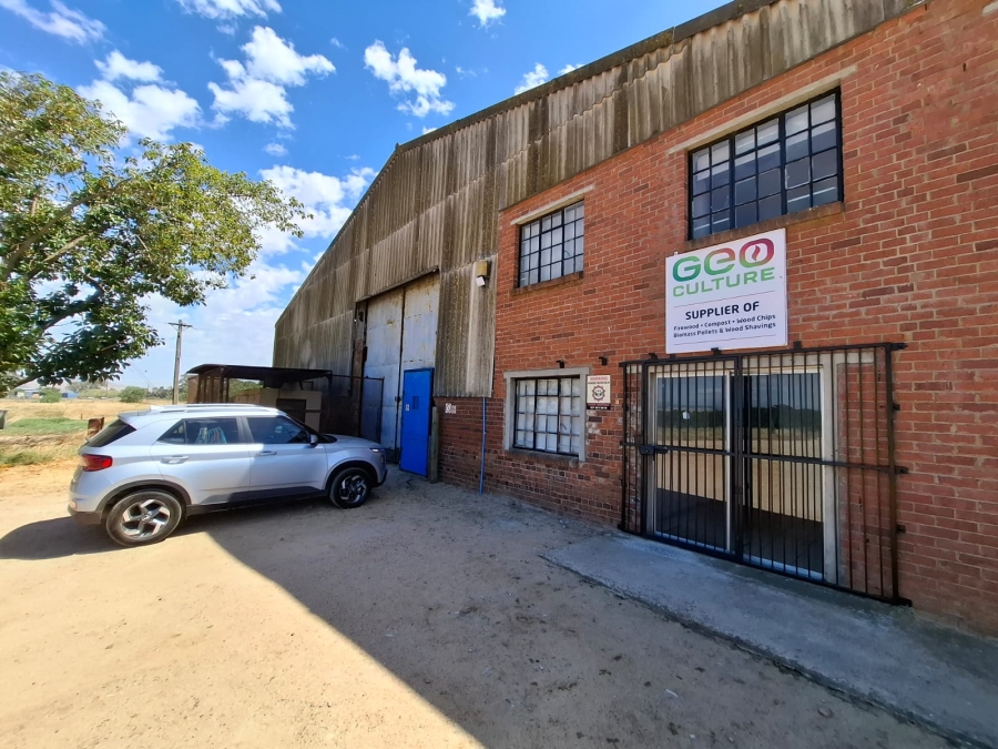 To Let commercial Property for Rent in Joostenbergvlakte Western Cape